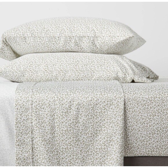 Threshold Queen Size 100% Cotton Sateen Olive Green Vine Print 4 Piece Sheet Set - Picture 2 of 6